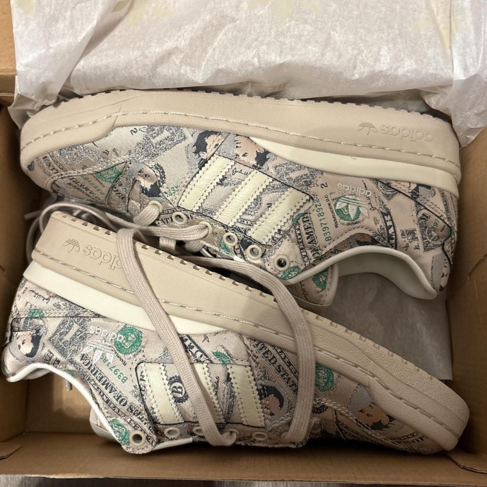 Adidas X Jeremy Scott Money sneakers. Wings were purchased separately so no wing